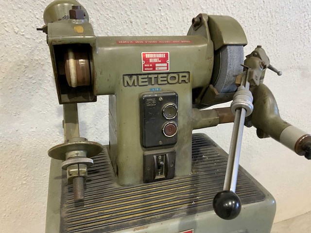 Meteor me-14 dubbelsteens precisieslijpmachine - afbeelding 4 van  7