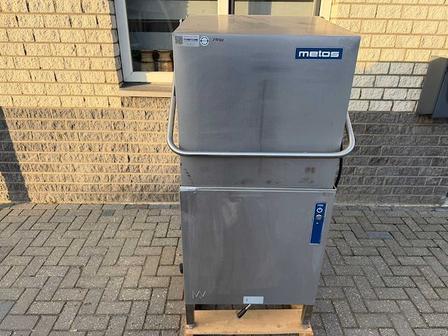 Metos - - korvenvaatwasmachine - afbeelding 2 van  6