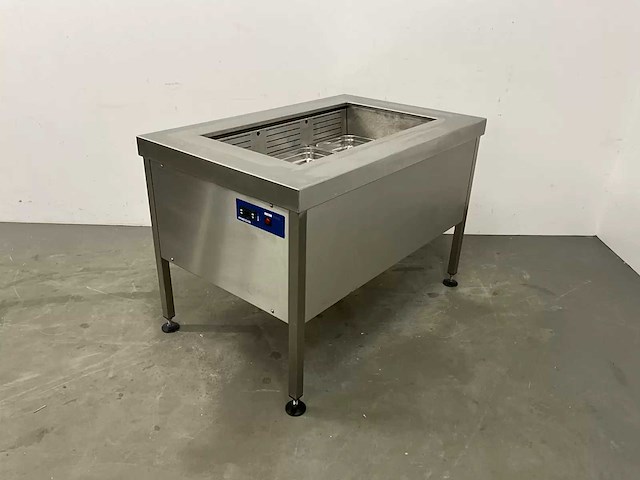 Metos - 3x 1/1 gn - koelvitrine - afbeelding 1 van  9