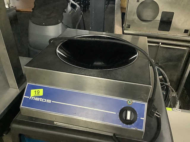 Metos - inductie wok - afbeelding 1 van  2