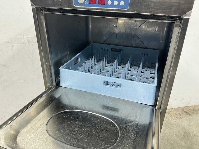 Metos - lux 60 el - korvenvaatwasmachine - afbeelding 4 van  6