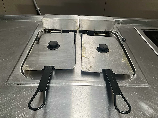 Metos - rvs - horeca-bakwand / kookunit (werktafel) - afbeelding 17 van  18
