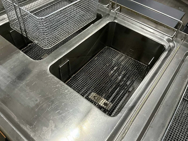 Metos 6fr/e400 elektrische friteuses - afbeelding 5 van  9