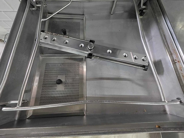 Metos by rhima - wd-7 - korvenvaatwasmachine compleet met rvs aan en afvoertafel - afbeelding 8 van  18
