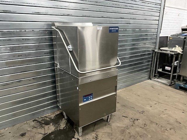 Metos hood 130 el korvenvaatwasmachine - afbeelding 2 van  7