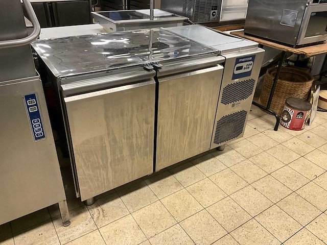 Metos kst02tn koelwerkbank - afbeelding 6 van  6