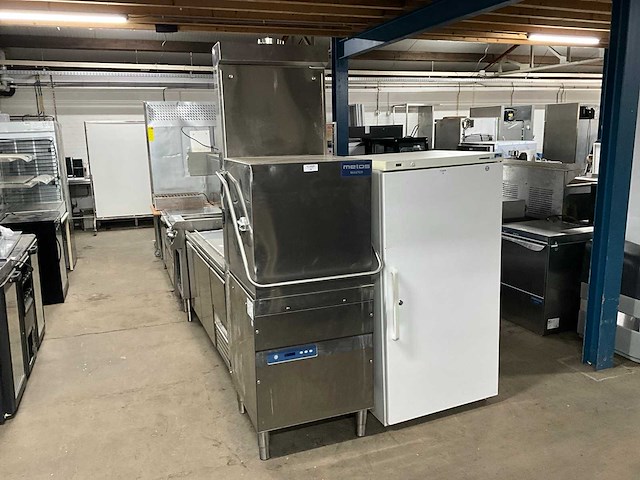 Metos permium 130 vaatwasmachine - afbeelding 1 van  10