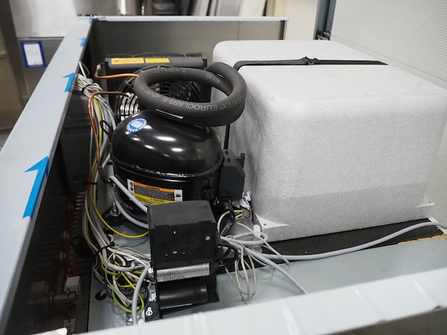 Metos - afbeelding 9 van  10