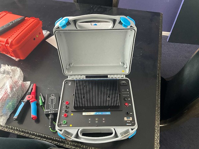 Metrel mi3144 euro z800 v hoogspannings installatie-/impedantietester - afbeelding 1 van  1