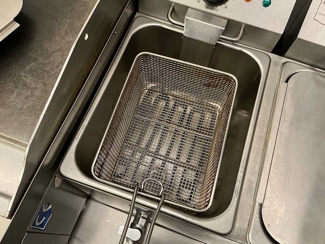 Metro - friteuse - afbeelding 4 van  6