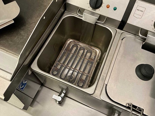 Metro - friteuse - afbeelding 5 van  6