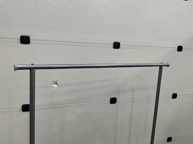 Metro garderobe rek - afbeelding 3 van  4