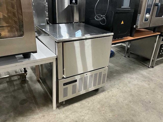 Metro gbf4511bn blast-chiller - afbeelding 1 van  8