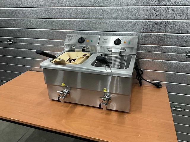Metro gdf 5028 dubbele friteuse - afbeelding 1 van  11