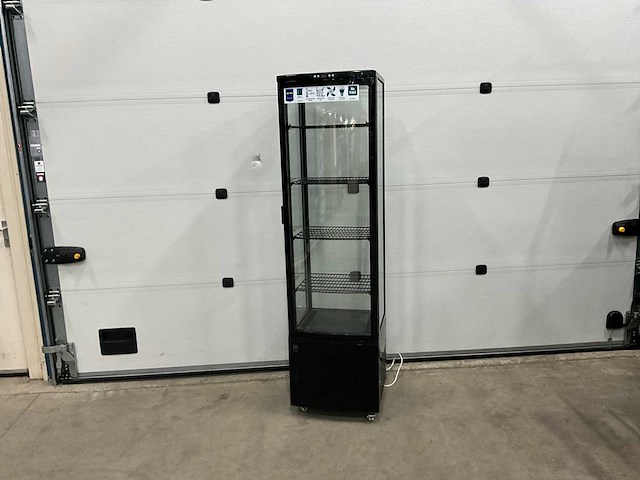 Metro ggc 3270 b mobiele gebaksvitrine - afbeelding 1 van  9