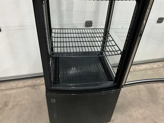 Metro ggc 3270 b mobiele gebaksvitrine - afbeelding 4 van  9