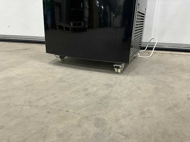 Metro ggc 3270 b mobiele gebaksvitrine - afbeelding 7 van  9