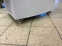 Metro ggc 3270 mobiele gebaksvitrine - afbeelding 3 van  3