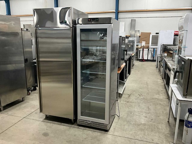 Metro gsc 240 n glasdeur vrieskast - afbeelding 1 van  9