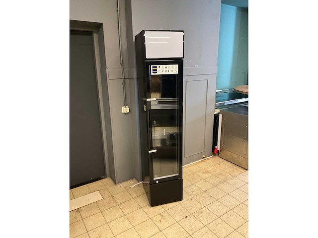 Metro gsc2133b smalle glasdeurkoelkast - afbeelding 2 van  8