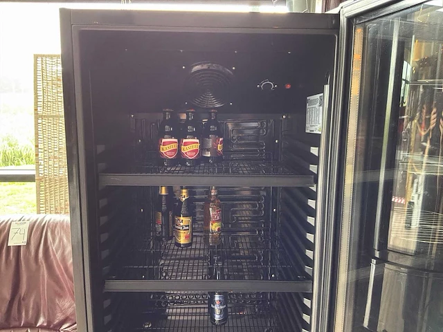 Metro professional glasdeurkoeling - afbeelding 2 van  3