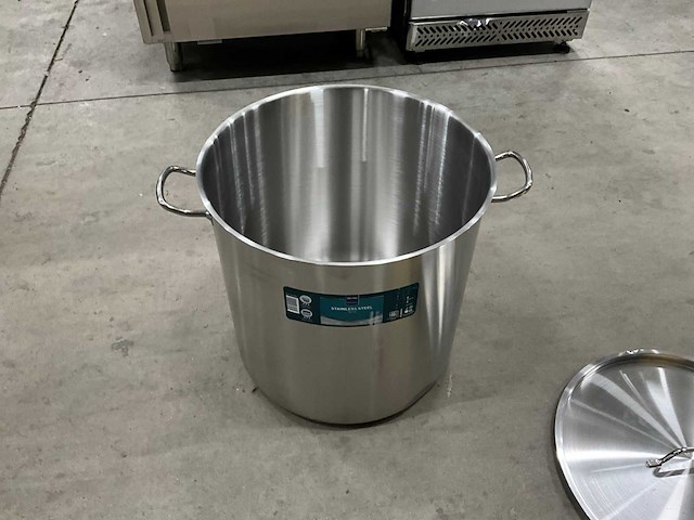 Metro rvs pan met deksel - afbeelding 3 van  7