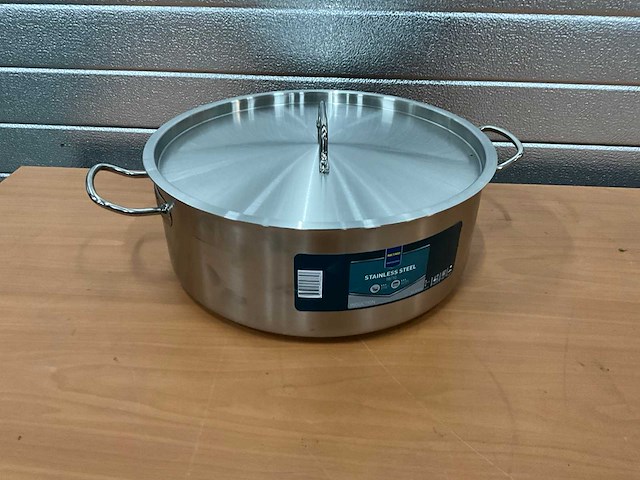 Metro rvs pan met deksel - afbeelding 1 van  6