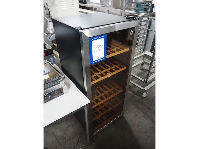 Metro - afbeelding 2 van  8