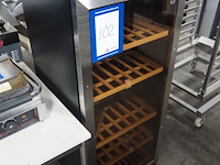 Metro - afbeelding 2 van  8