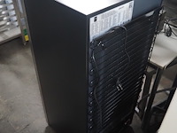 Metro - afbeelding 3 van  8