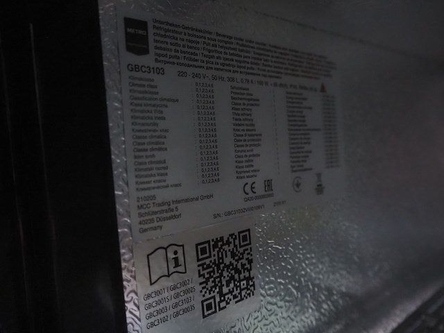 Metro - afbeelding 6 van  6