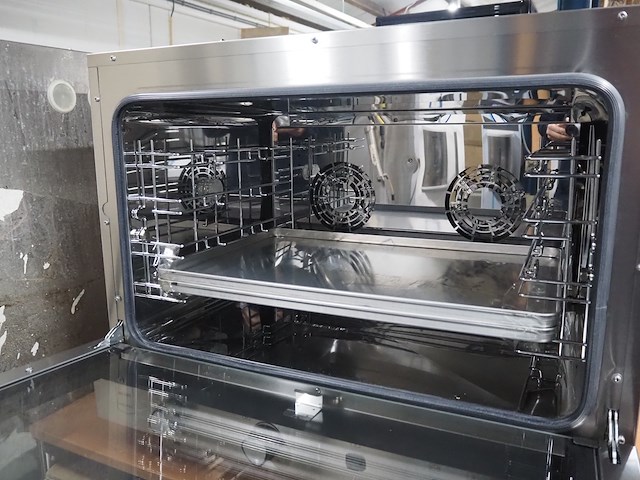 Metro - afbeelding 3 van  6