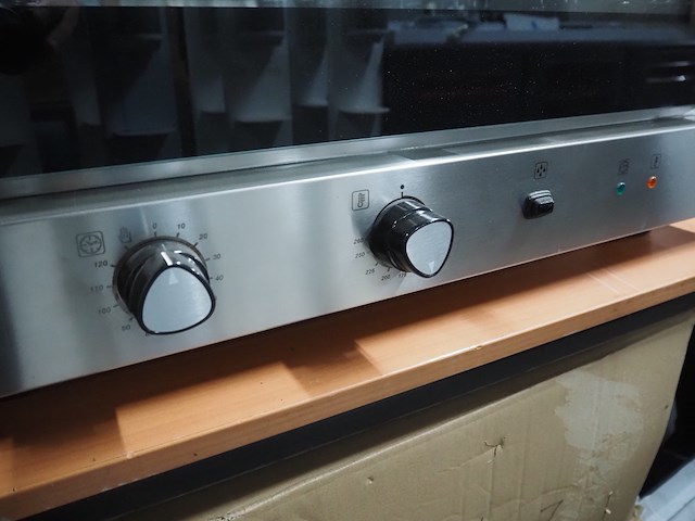 Metro - afbeelding 5 van  6