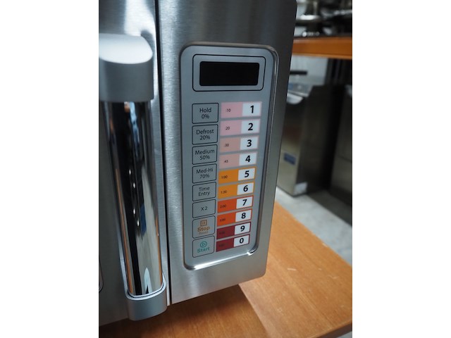 Metro - afbeelding 5 van  6