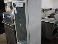 Metro - afbeelding 2 van  7