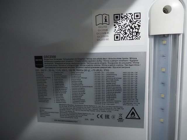 Metro - afbeelding 7 van  7