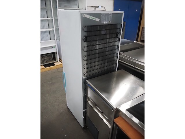 Metro - afbeelding 3 van  9