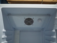 Metro - afbeelding 5 van  9