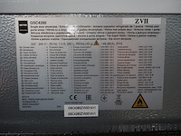 Metro - afbeelding 8 van  9