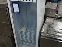 Metro - afbeelding 1 van  7