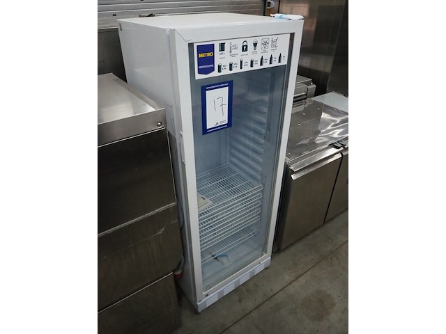 Metro - afbeelding 2 van  7