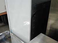 Metro - afbeelding 3 van  7