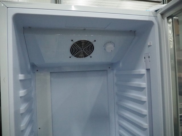 Metro - afbeelding 5 van  7