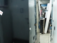 Metro - afbeelding 4 van  9