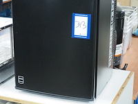 Metro - afbeelding 1 van  7