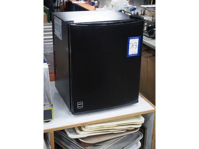 Metro - afbeelding 2 van  7