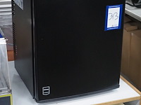 Metro - afbeelding 2 van  7