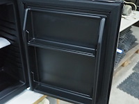 Metro - afbeelding 4 van  7