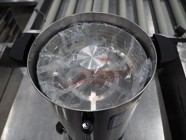 Metro - afbeelding 4 van  7