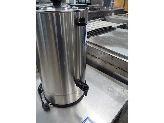 Metro - afbeelding 6 van  7